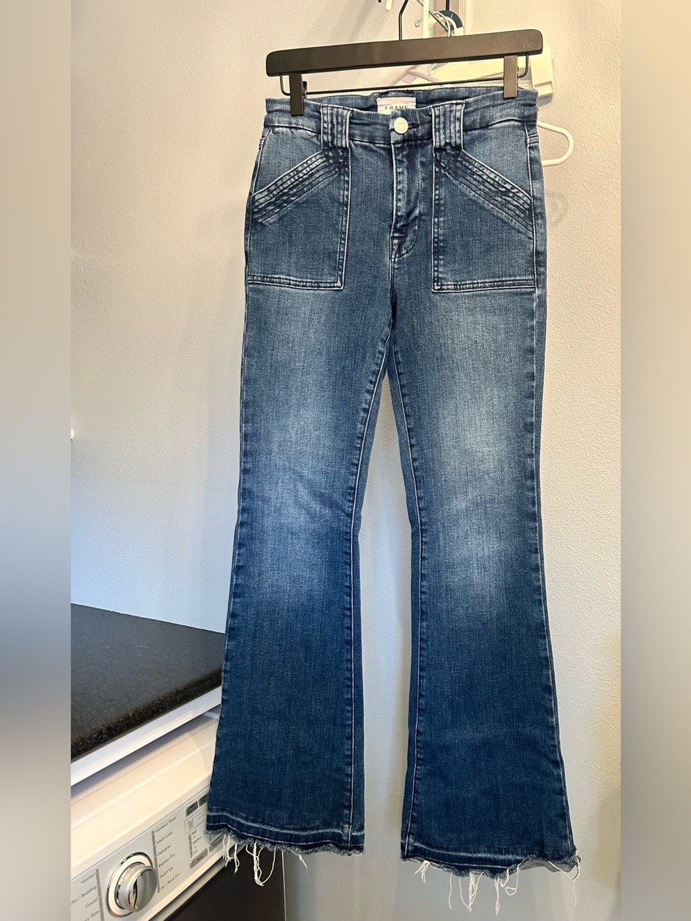 Frame Denim Flared Jeans in Faded Blue